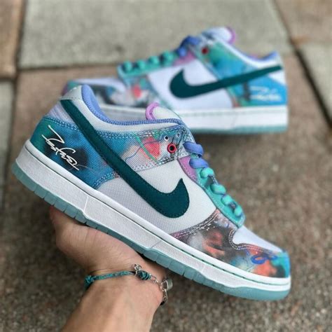 nike sb dunk niedrig futura laboratories gebleichtes aqua|stockx sb dunk low futura.